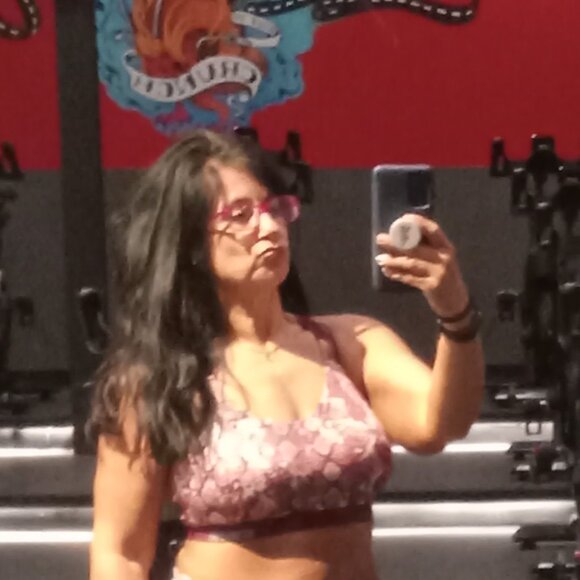 - Victoria’s Secret Leggings - Picture 6 of 7